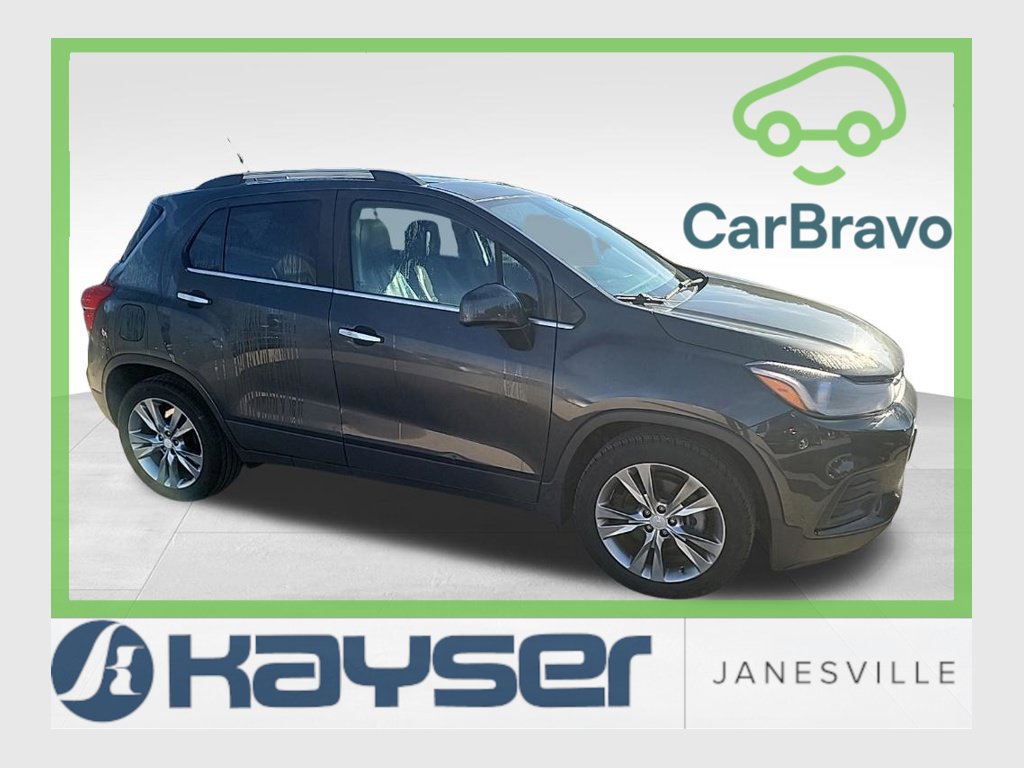 Used 2020 Chevrolet Trax LT w/ Sun & Sound Package FWD image 1
