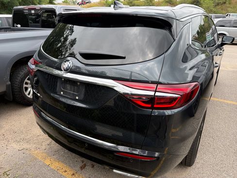 Used 2021 Buick Enclave Essence w/ Trailering Package, 5000 lbs. FWD image 3