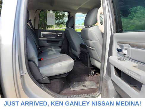Used 2017 RAM 2500 Big Horn AWD/4WD image 18