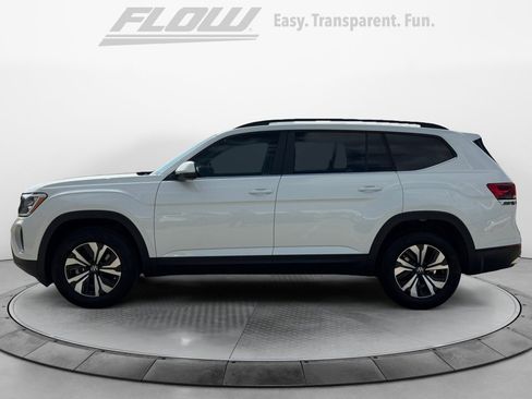 New 2026 Volkswagen Atlas SE FWD image 4
