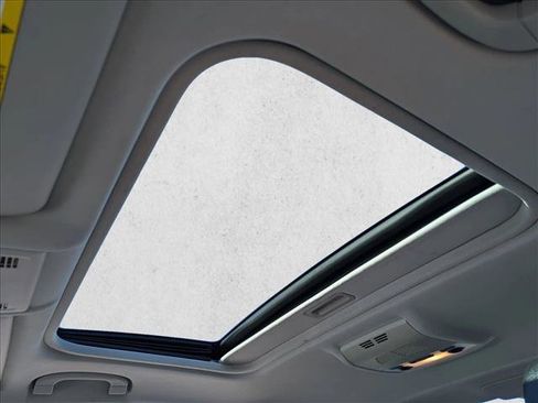 Used 2012 BMW 335i Coupe image 15