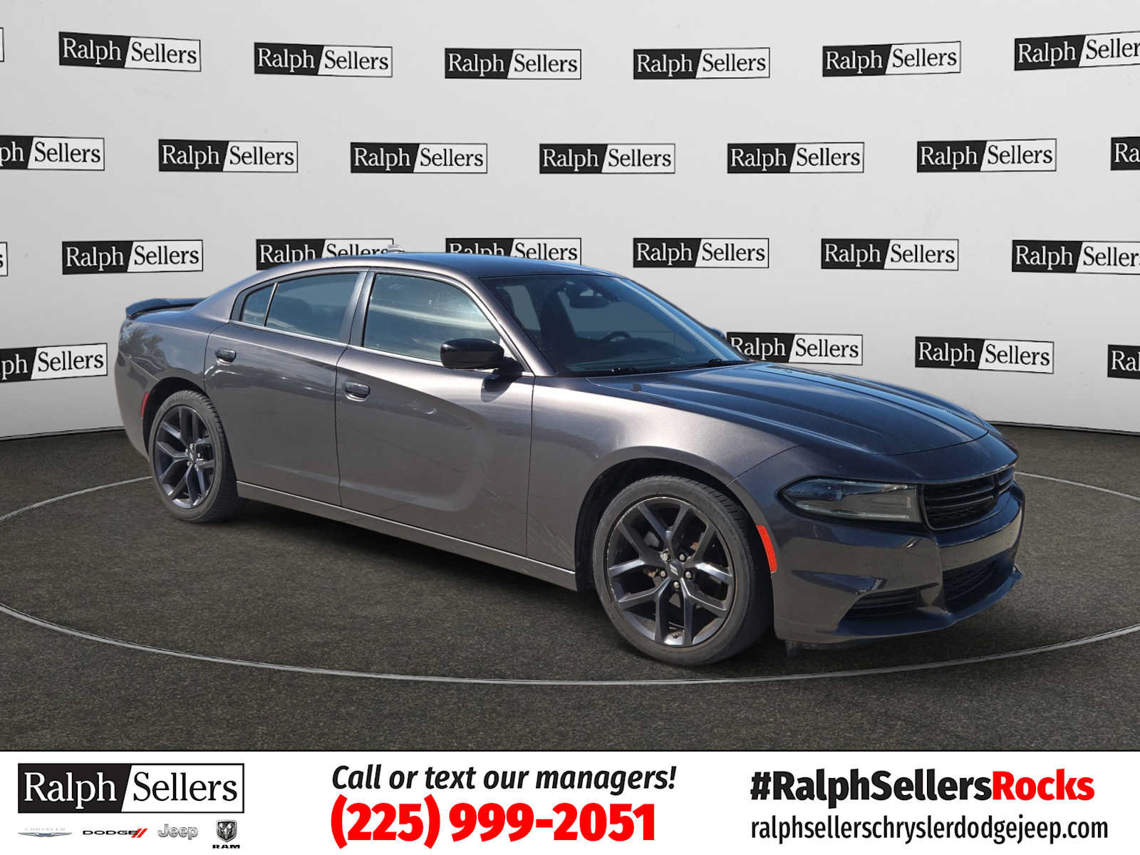 Used 2023 Dodge Charger SXT w/ Blacktop Package RWD image 1