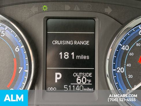 Used 2017 Toyota Corolla L image 19