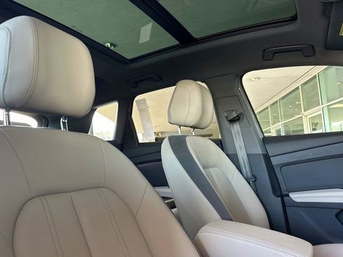 Certified 2023 Audi Q4 e-tron Prestige w/ Black Optic Package image 18