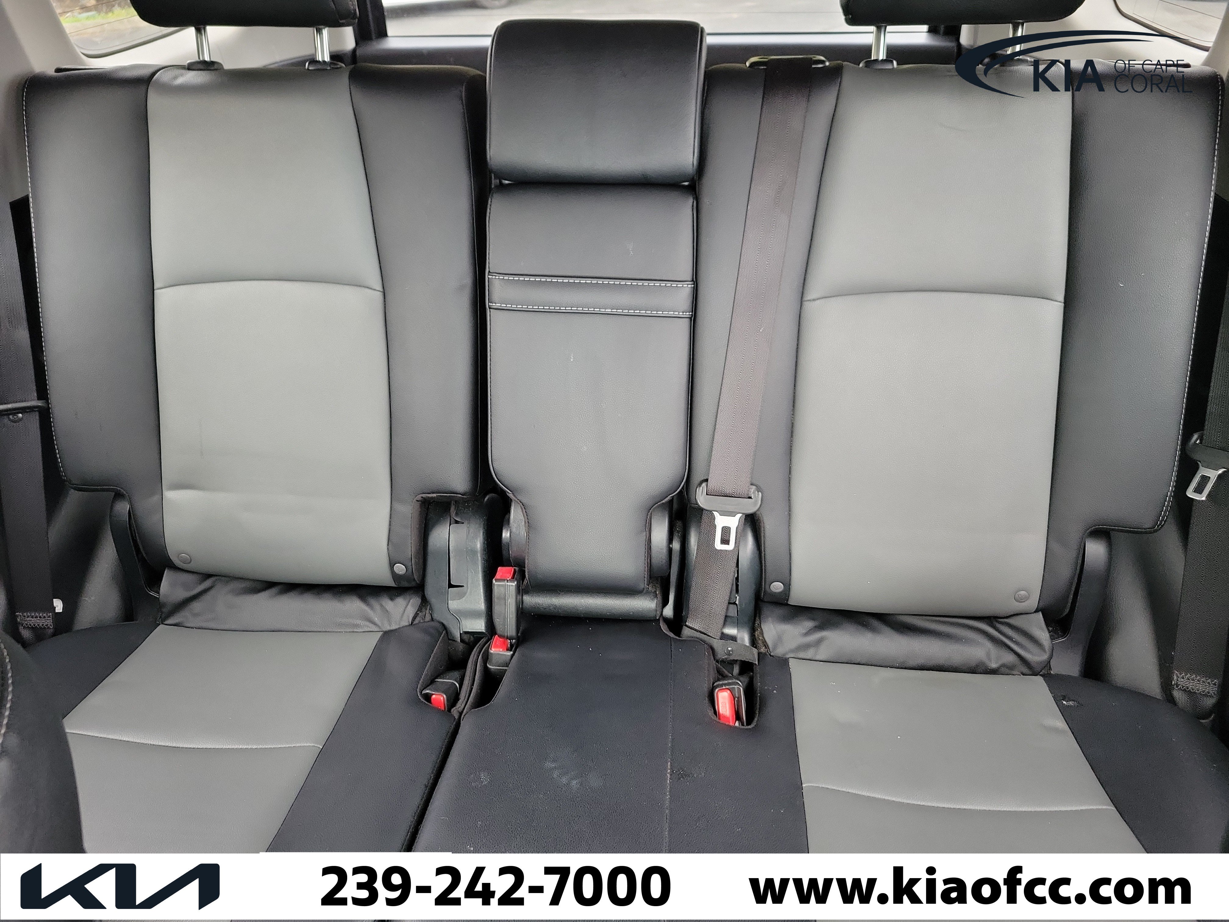 Used 2023 Toyota 4Runner SR5 Premium w/ Moonroof Package RWD image 29