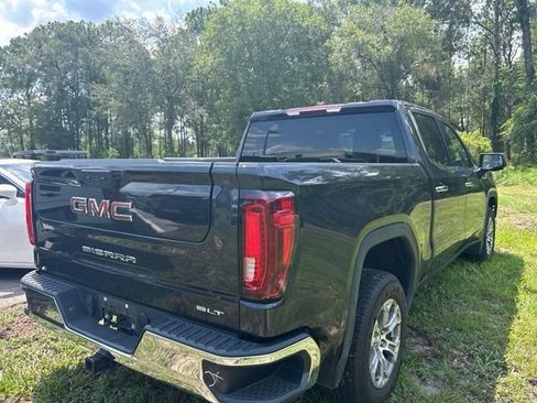 Certified 2025 GMC Sierra 1500 SLT RWD image 4