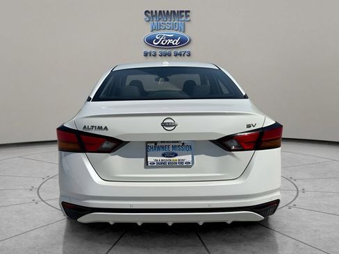 Used 2023 Nissan Altima 2.5 SV image 6
