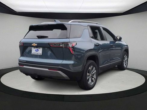 Used 2025 Chevrolet Equinox LT w/ Convenience Package II AWD/4WD image 8