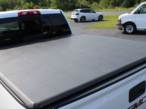 Used 2017 GMC Sierra 1500 SLT AWD/4WD image 21