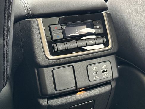 New 2026 Subaru Ascent Limited image 16