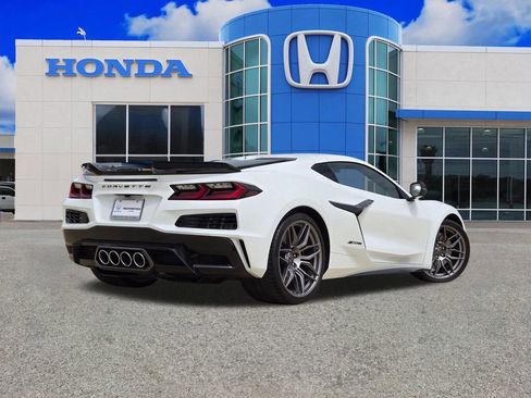 Used 2024 Chevrolet Corvette Z06 w/ Battery Protection Package RWD image 3