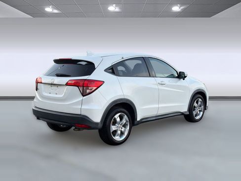 Used 2016 Honda HR-V EX image 9