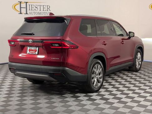 Used 2025 Toyota Grand Highlander FWD image 7