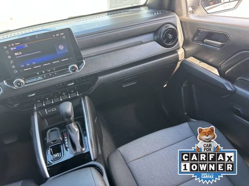Used 2026 Chevrolet Colorado W/T w/ WT Custom Package RWD image 17