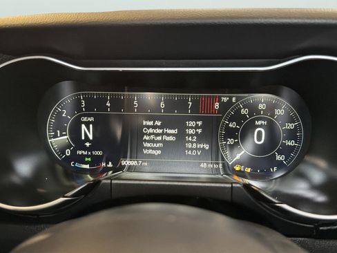 Used 2019 Ford Mustang GT Premium w/ GT Performance Package RWD image 29