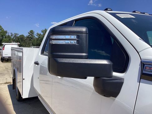 New 2025 GMC Sierra 3500 Pro w/ Convenience Package AWD/4WD image 11