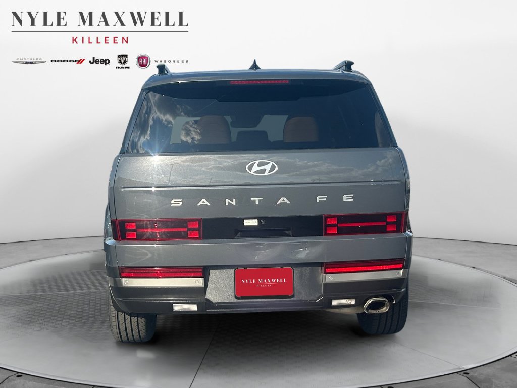 Used 2025 Hyundai Santa Fe Limited FWD image 15