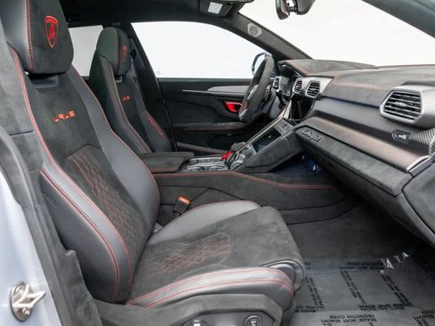 Used 2024 Lamborghini Urus Performante image 18