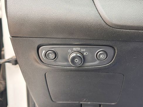 Used 2020 Buick Encore GX Select w/ Sport Touring Package image 21