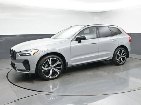 Used 2025 Volvo XC60 B5 Ultra w/ Protection Package Premier AWD/4WD image 4