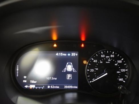 Used 2021 Nissan Kicks SV image 23