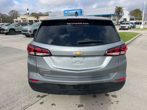Used 2024 Chevrolet Equinox LS w/ LS Convenience Package image 5