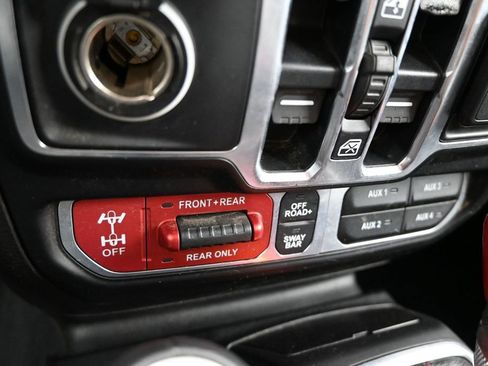 Used 2020 Jeep Gladiator Rubicon AWD/4WD image 19