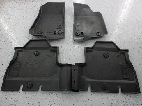Used 2019 Jeep Wrangler Unlimited Rubicon AWD/4WD image 80