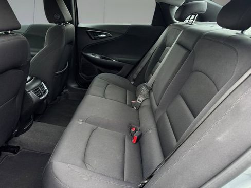 Used 2025 Chevrolet Malibu LT FWD image 9