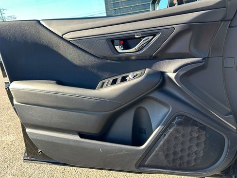 Used 2022 Subaru Outback Premium image 22