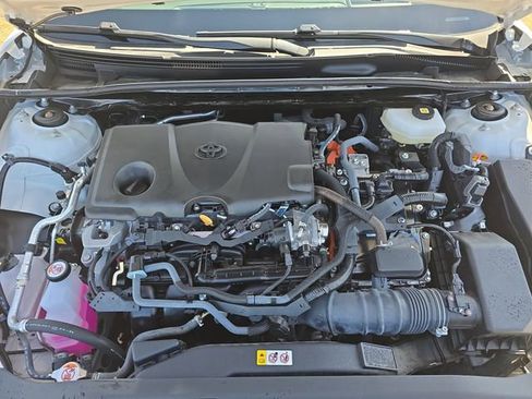 Used 2025 Toyota Camry XSE w/ Premium Plus Package image 30