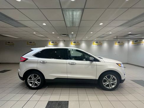 Used 2016 Ford Edge Titanium w/ Equipment Group 301A AWD/4WD image 3