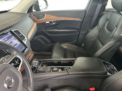 Used 2018 Volvo XC90 T6 Inscription w/ Convenience Package image 9