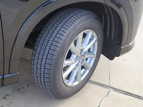 New 2025 MAZDA CX-5 AWD 2.5 S w/ Preferred Package image 6