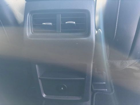 Used 2024 Ford Edge SEL AWD/4WD image 15