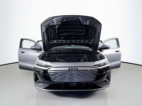 Used 2025 Audi A6 e-tron Premium Plus w/ Premium Plus RWD image 21
