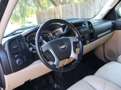 Used 2007 Chevrolet Silverado 1500 LT w/ 1LT Convenience Package image 15