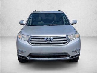Used 2012 Toyota Highlander Limited w/ Tow Pkg AWD/4WD video 2
