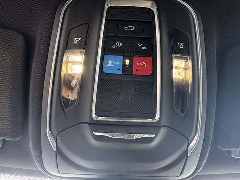 Used 2022 Jeep Grand Cherokee L Laredo AWD/4WD image 25