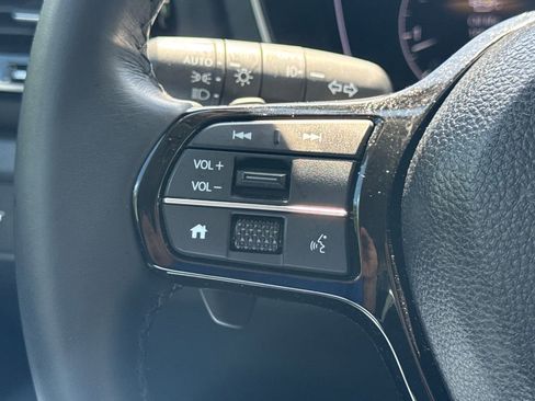 Used 2025 Honda Pilot EX-L image 29
