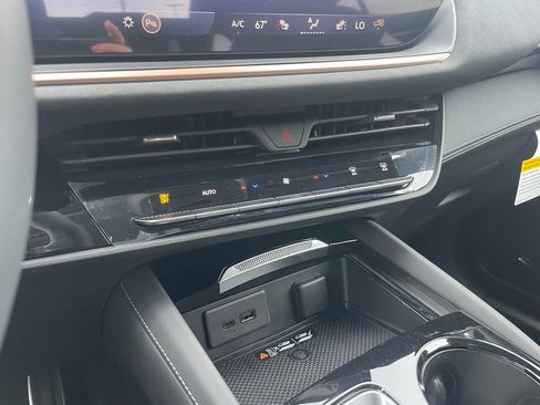 New 2026 Buick Envision Sport Touring AWD/4WD image 18