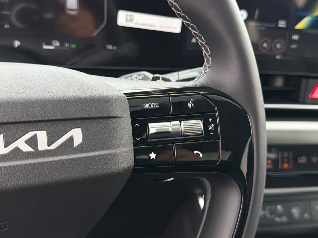 New 2027 Kia Carnival SX Prestige FWD image 26