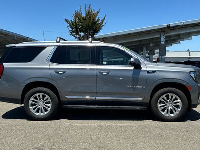 Used 2022 GMC Yukon SLT w/ SLT Premium Package