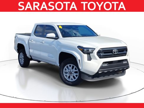 Used 2024 Toyota Tacoma SR5 image 1