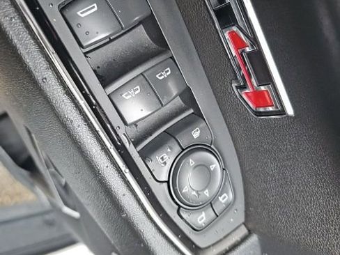 Used 2024 GMC Sierra 1500 AT4 w/ Technology Package image 39