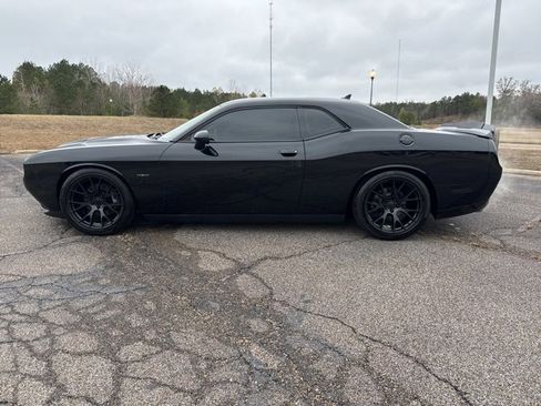 Used 2015 Dodge Challenger R/T Plus image 5
