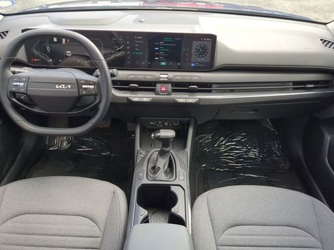 Used 2025 Kia K4 EX image 14