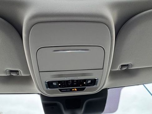 New 2026 Lincoln Navigator Reserve image 32