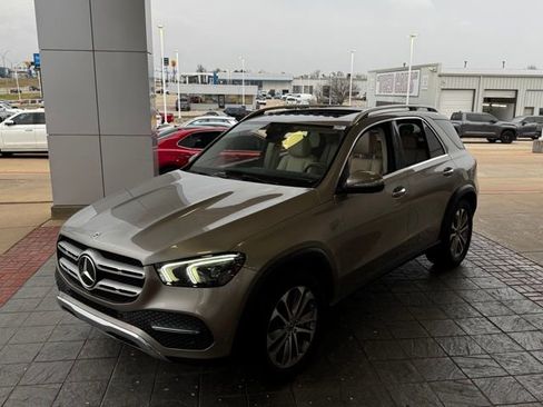 Used 2021 Mercedes-Benz GLE 350 GLE 350 w/ Premium Package image 12