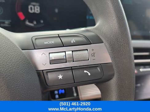 Used 2025 Hyundai Sonata SEL FWD image 25